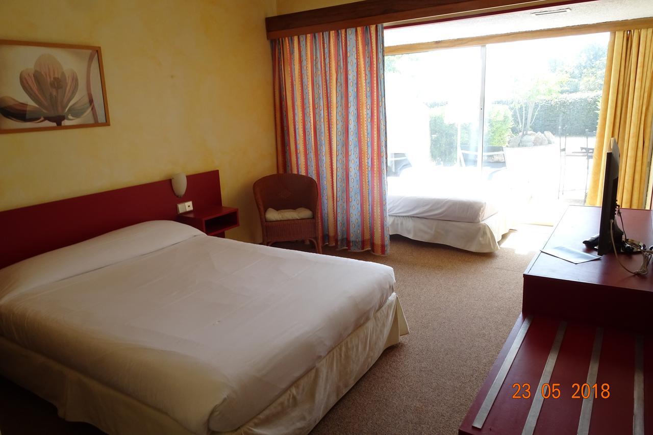 83 Hotel Le Lavandou Exterior photo