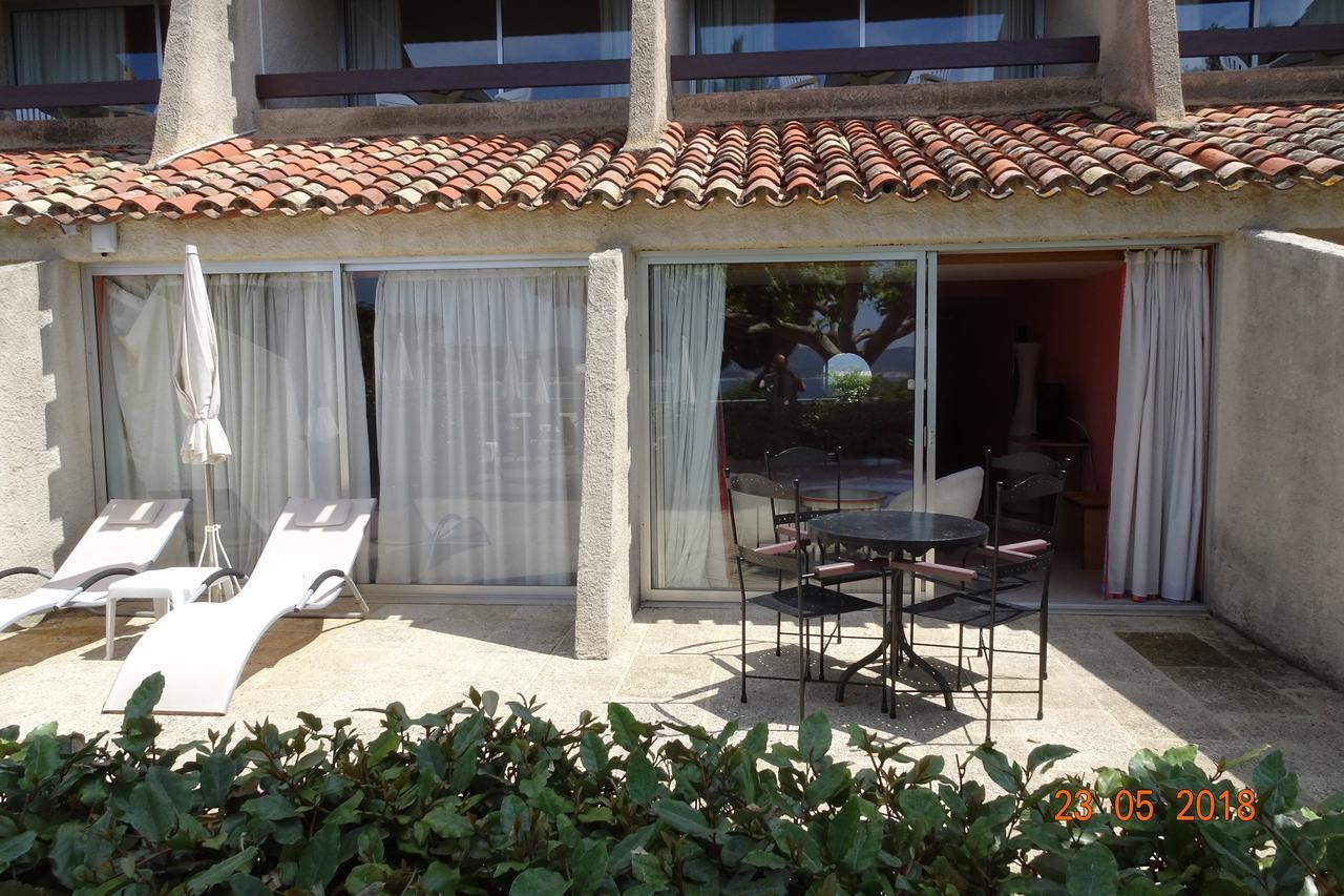 83 Hotel Le Lavandou Exterior photo